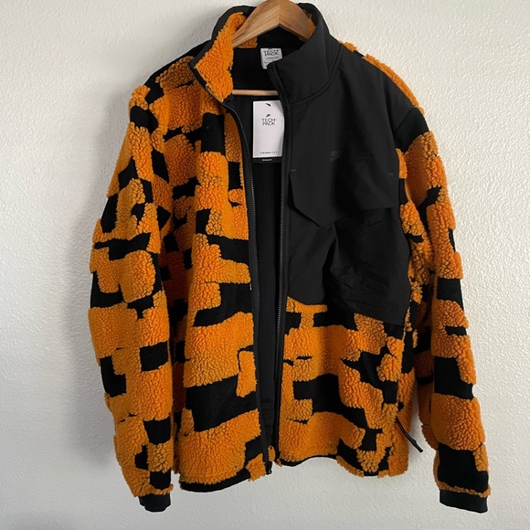 Nike Sportswear Tech Pack Therma-Fit Fleece Jacket Black - Picture 3 of 6